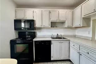 7600 NW 5th Pl, Margate, FL 33063 - Photo 5