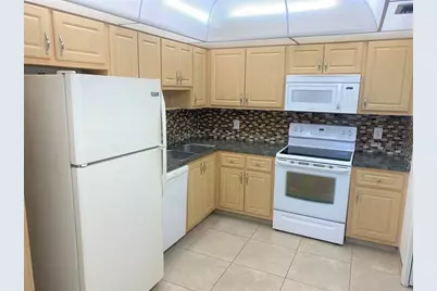 3510  Oaks Way, Unit #504, Pompano Beach, FL 33069 - Photo 3