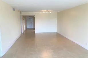 3510 Oaks Way, Pompano Beach, FL 33069 - Photo 7