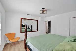 701 NE 164th St, Miami, FL 33162 - Photo 33