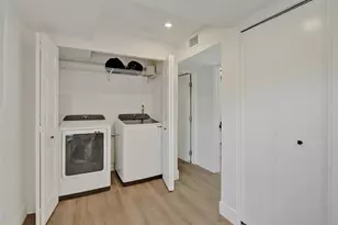 701 NE 164th St, Miami, FL 33162 - Photo 15