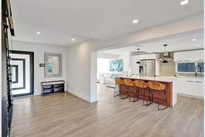 701 NE 164th St, Miami, FL 33162 - Photo 21