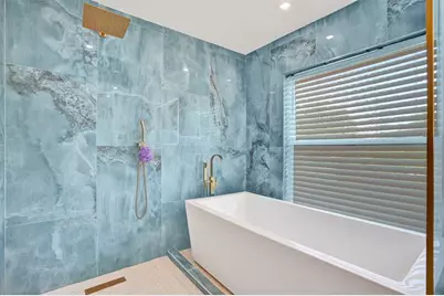 701 NE 164th St, Miami, FL 33162 - Photo 27