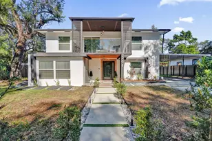 701 NE 164th St, Miami, FL 33162 - Photo 1