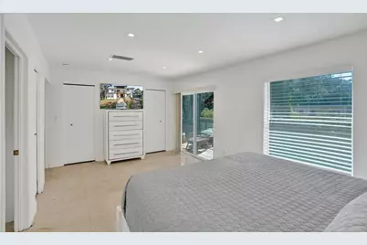 701 NE 164th St, Miami, FL 33162 - Photo 29