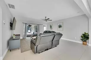 9611 NW 3rd St, Pembroke Pines, FL 33024 - Photo 33