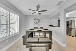 9611 NW 3rd St, Pembroke Pines, FL 33024 - Photo 5