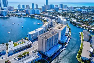 437 Golden Isles Dr, Hallandale Beach, FL 33009 - Photo 23