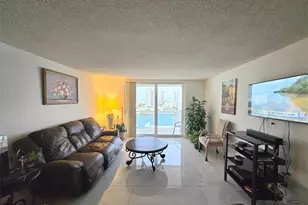 437 Golden Isles Dr, Hallandale Beach, FL 33009 - Photo 11