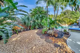 2611 NE 53rd St, Lighthouse Point, FL 33064 - Photo 41