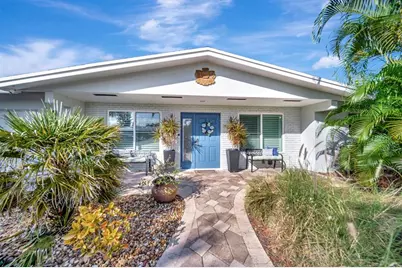 2611 NE 53rd St, Lighthouse Point, FL 33064 - Photo 1