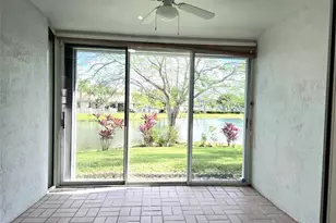 5912 NW 93rd Terrace, Tamarac, FL 33321 - Photo 7