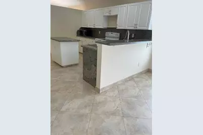 1640  Carriage Brooke Dr, Wellington, FL 33414 - Photo 7