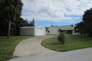 1928 NW Pine Lake Dr, Stuart, FL 34994 - Photo 35