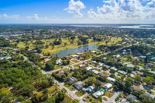 1928 NW Pine Lake Dr, Stuart, FL 34994 - Photo 43