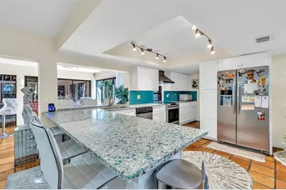 980 SW 70th Ave, Plantation, FL 33317 - Photo 15