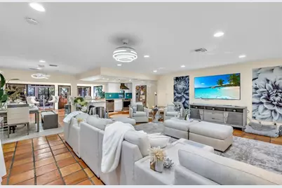 980 SW 70th Ave, Plantation, FL 33317 - Photo 11