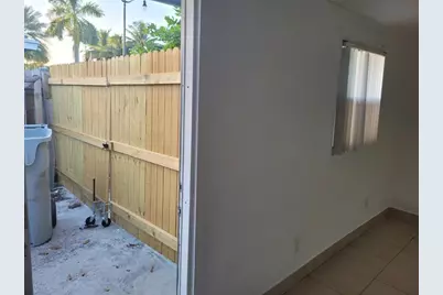 1810 NE 42nd St, Pompano Beach, FL 33064 - Photo 7