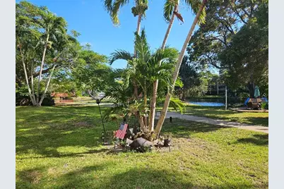 777 SE 2nd Ave, Unit #D123, Deerfield Beach, FL 33441 - Photo 13