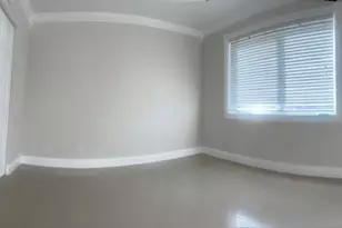 2106 S Cypress Bend Dr, Pompano Beach, FL 33069 - Photo 5