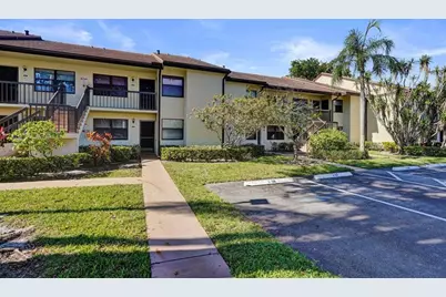 7689  Tahiti Ln, Unit #104, Lake Worth, FL 33467 - Photo 3