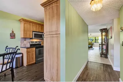 7689  Tahiti Ln, Unit #104, Lake Worth, FL 33467 - Photo 9