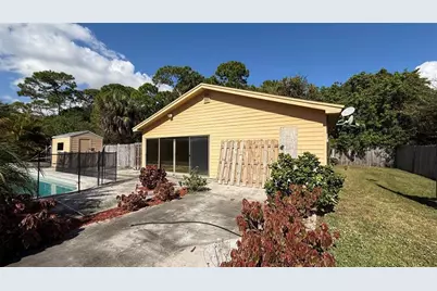 354  Baysinger Ave, Fort Pierce, FL 34982 - Photo 11