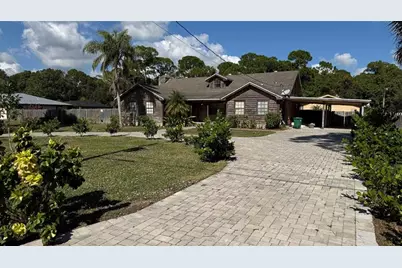 354  Baysinger Ave, Fort Pierce, FL 34982 - Photo 1