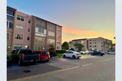 2821  Somerset Dr, Unit #216, Lauderdale Lakes, FL 33311 - Photo 13