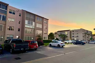 2821 Somerset Dr, Lauderdale Lakes, FL 33311 - Photo 13