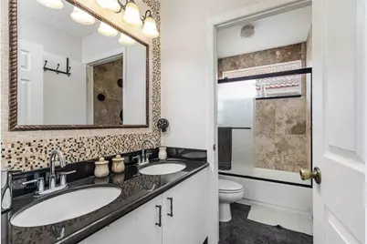 8612 Binghamton Avenue, Boynton Beach, FL 33436 - Photo 17