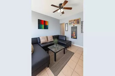 741 NW 10th Ter, Fort Lauderdale, FL 33311 - Photo 11