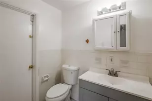 6668 NW 1st St, Margate, FL 33063 - Photo 5