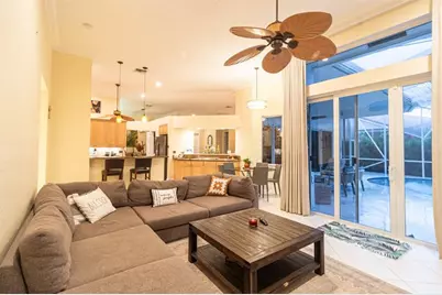 5062  Kensington Cir, Coral Springs, FL 33076 - Photo 11