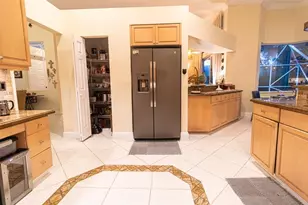 5062 Kensington Cir, Coral Springs, FL 33076 - Photo 7