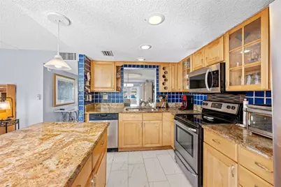 2212 NE 7th St, Hallandale Beach, FL 33009 - Photo 11