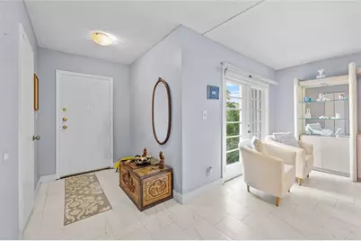 2212 NE 7th St, Hallandale Beach, FL 33009 - Photo 5