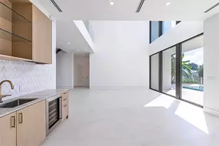 2612 NE 4th St, Pompano Beach, FL 33062 - Photo 13