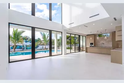 2612 NE 4th St, Pompano Beach, FL 33062 - Photo 5