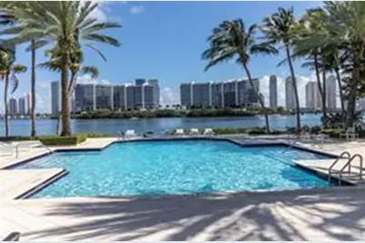 3205 NE 184th St, Unit #9304, North Miami Beach, FL 33160 - Photo 1