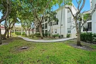 3205 NE 184th St, North Miami Beach, FL 33160 - Photo 3