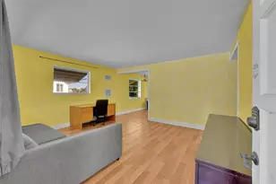 2704 NW 48th St, Fort Lauderdale, FL 33309 - Photo 3