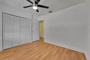 2704 NW 48th St, Fort Lauderdale, FL 33309 - Photo 7