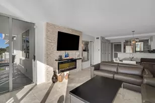 1609 N Riverside Dr, Pompano Beach, FL 33062 - Photo 17