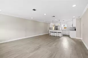 2000 NE 17 Ct, Fort Lauderdale, FL 33304 - Photo 9