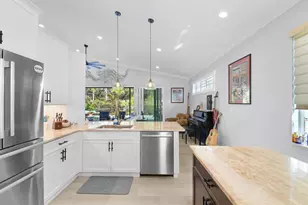 6848 SE Twin Oaks Cir, Stuart, FL 34997 - Photo 17