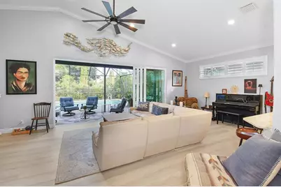 6848 SE Twin Oaks Cir, Stuart, FL 34997 - Photo 9