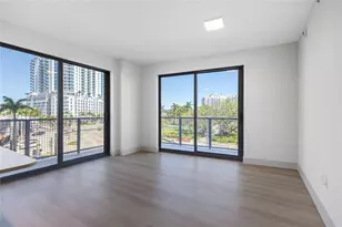 1770 S Young Cir, Hollywood, FL 33020 - Photo 17