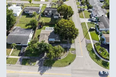 9370 NW 25th Ct, Sunrise, FL 33322 - Photo 53