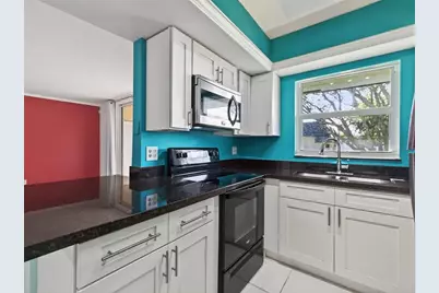 8400 W Sample Rd, Unit #203, Coral Springs, FL 33065 - Photo 5